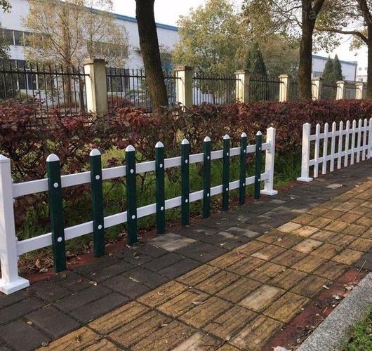 深圳PVC护栏 塑造现代城市景观的绿色选择